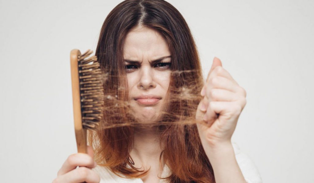 درمان ریزش مو در منزل