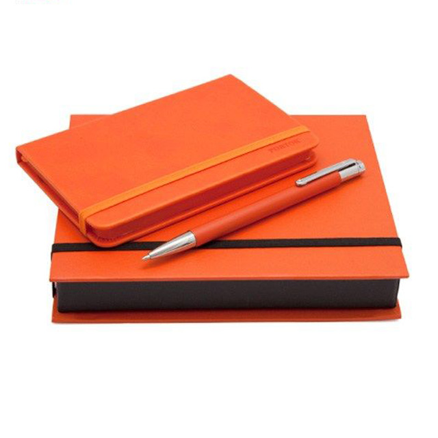ست خودکار و دفتر برای خرید هدیه روز معلم